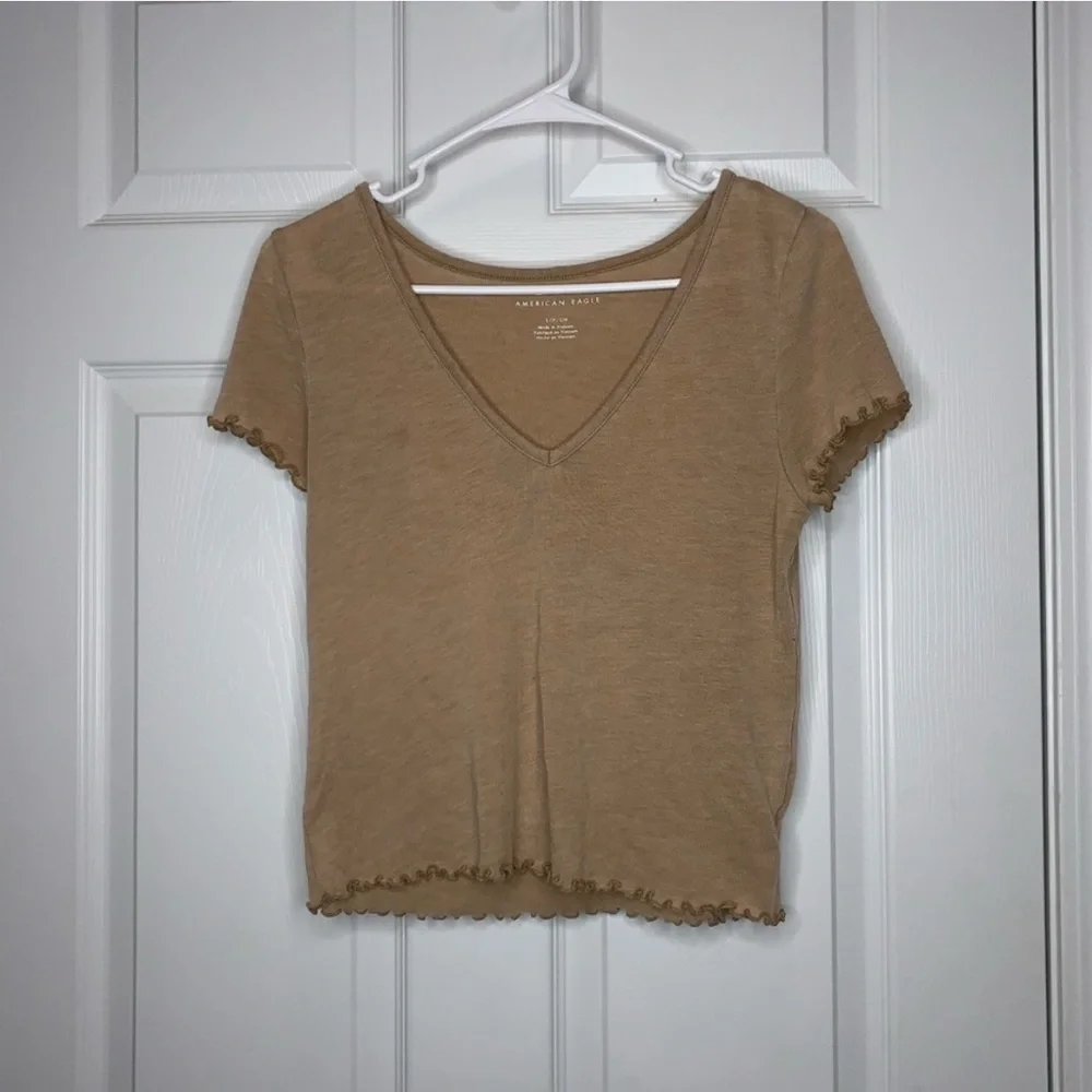 American Eagle lettuce trim brown tee - Picture 1 of 4